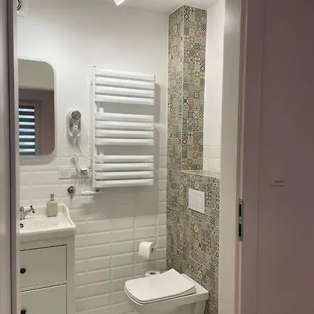 A.s.apartament A Okrzei 4 *
